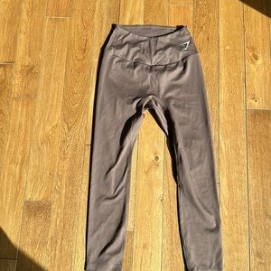 GymShark 7/8 Training leggings brown no front seam glute contouring seam